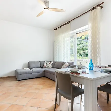 Hostdomus-casa Marais アパート フィナーレ・リーグレ