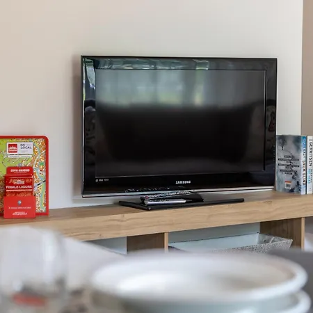 公寓 Hostdomus-casa Marais 菲纳莱利古雷