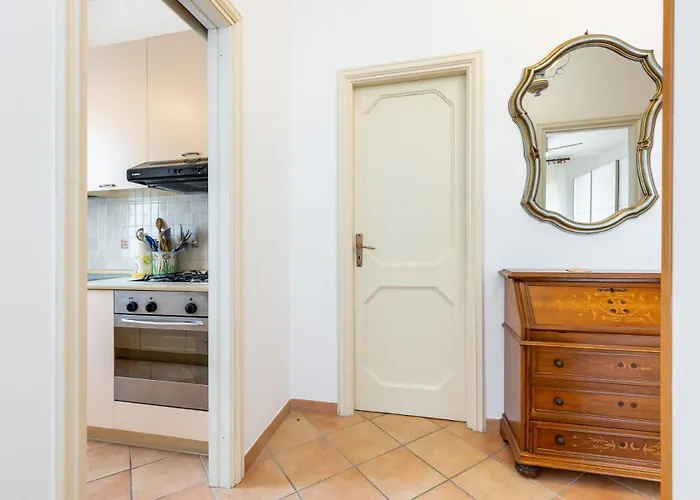 Hostdomus-casa Marais * Finale Ligure