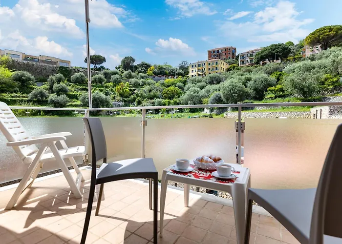 Hostdomus-casa Marais Appartement Finale Ligure